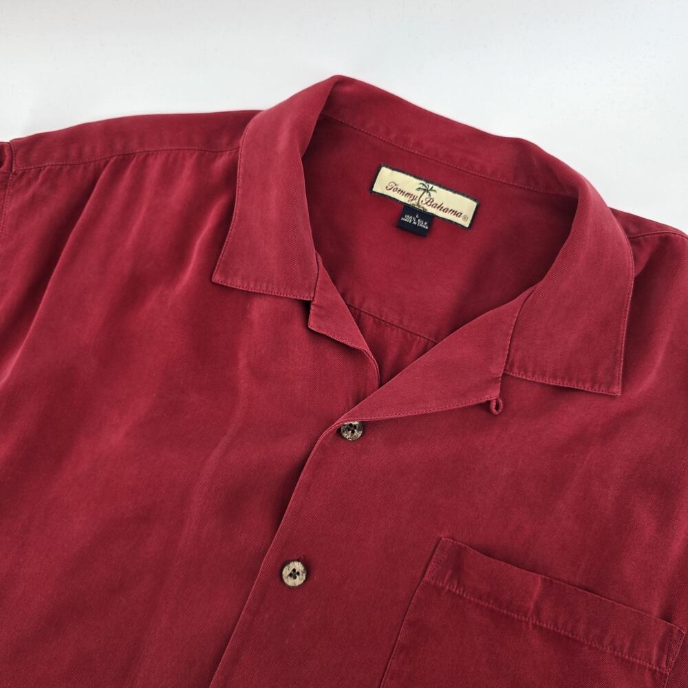 Tommy Bahama Shirt Mens Large Red 100% Silk Short Sleeve Button Front Casual